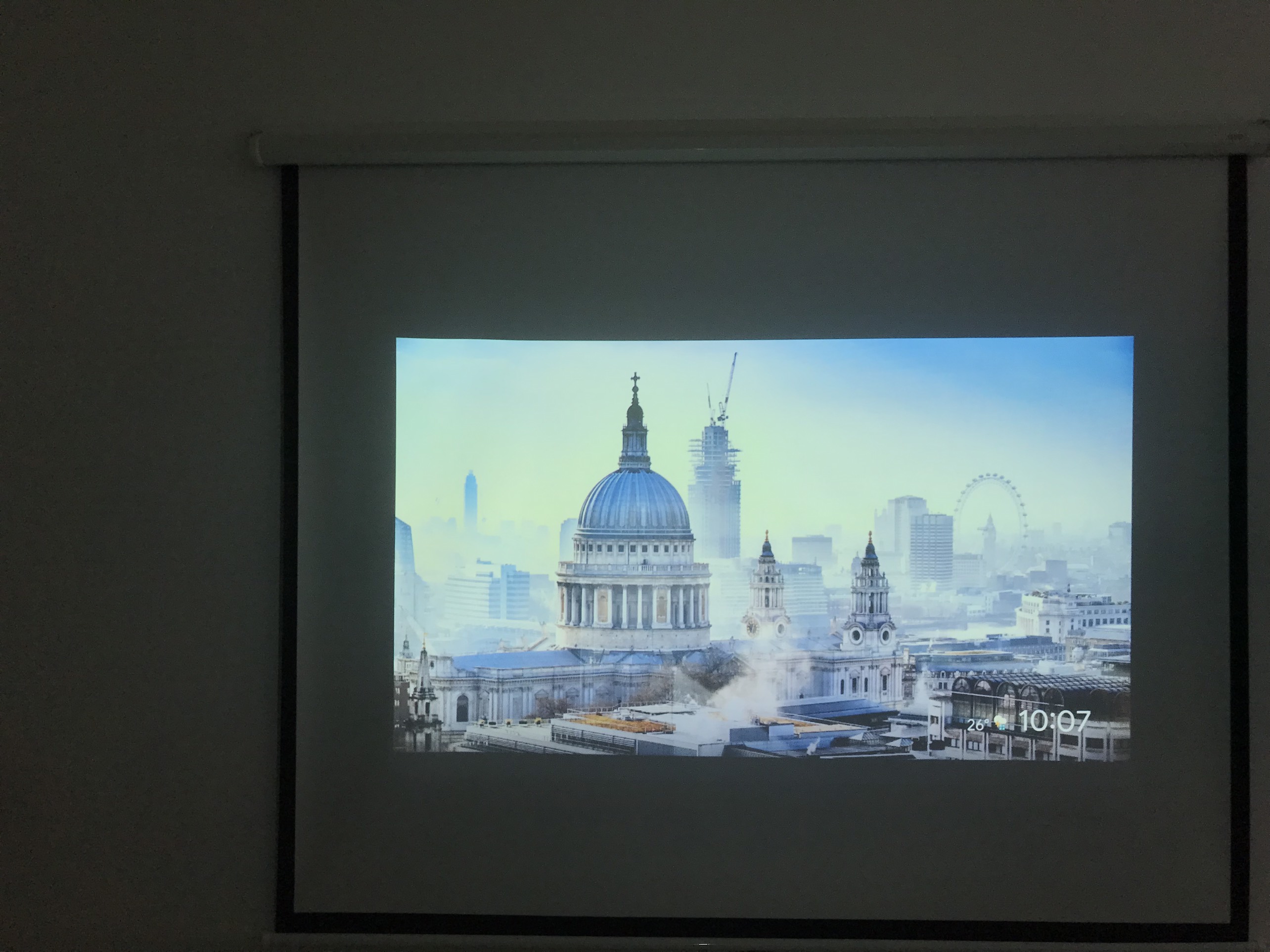 Máy chiếu cũ Panasonic PT-VW440 giá rẻ