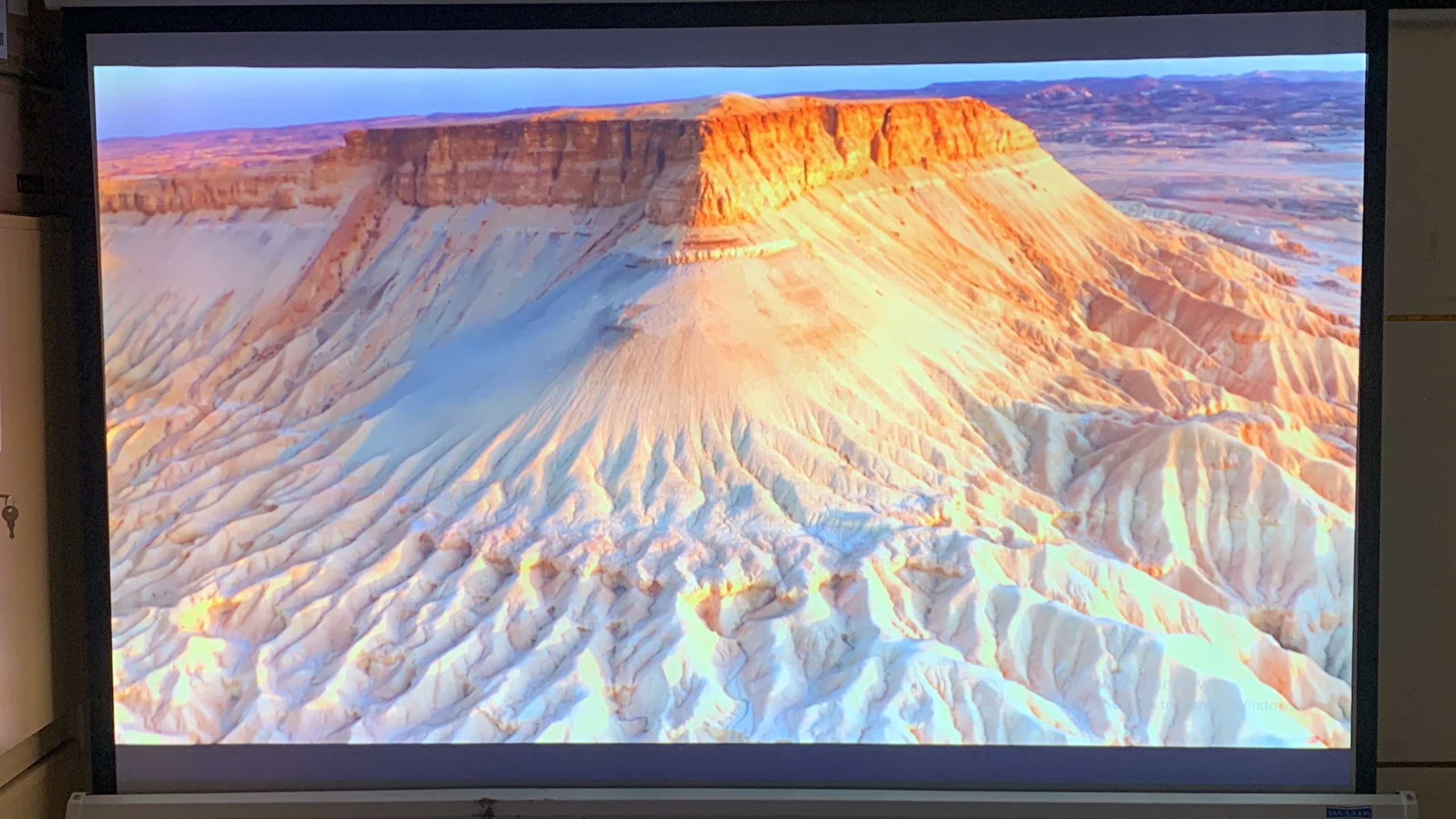 Máy chiếu EPSON EB-W51