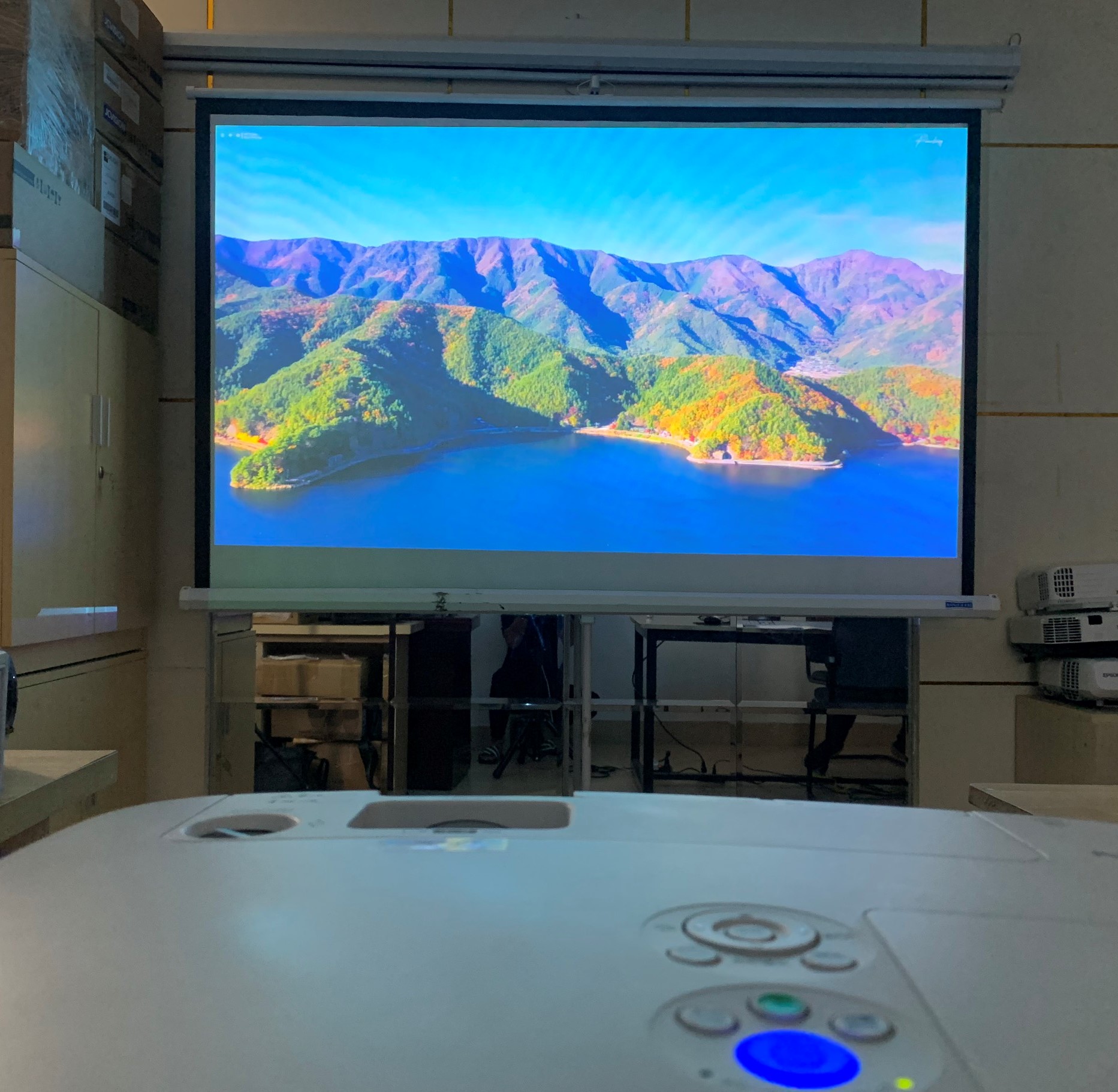 Máy Chiếu Cũ NEC NP-P501X