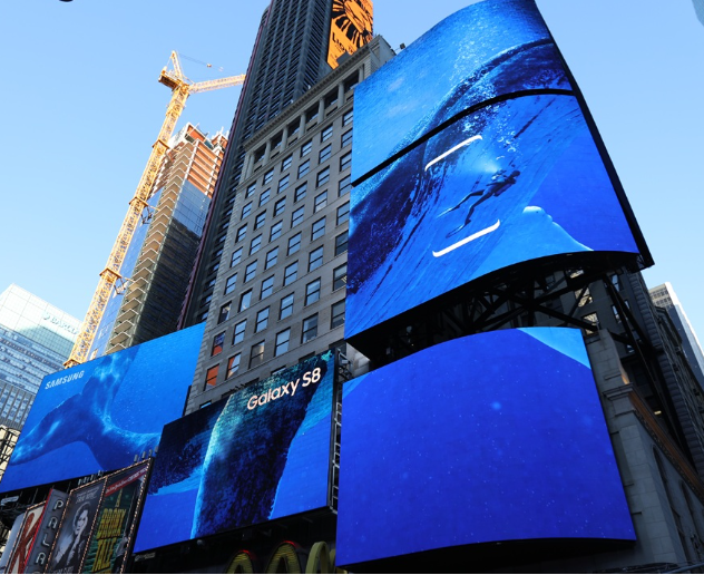 Quảng cáo trên màn hình led