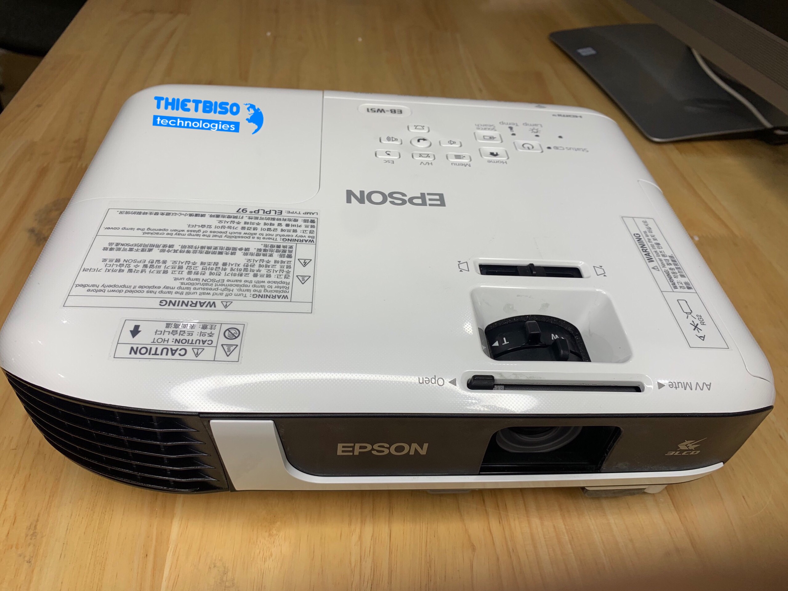 Máy chiếu EPSON EB-W51