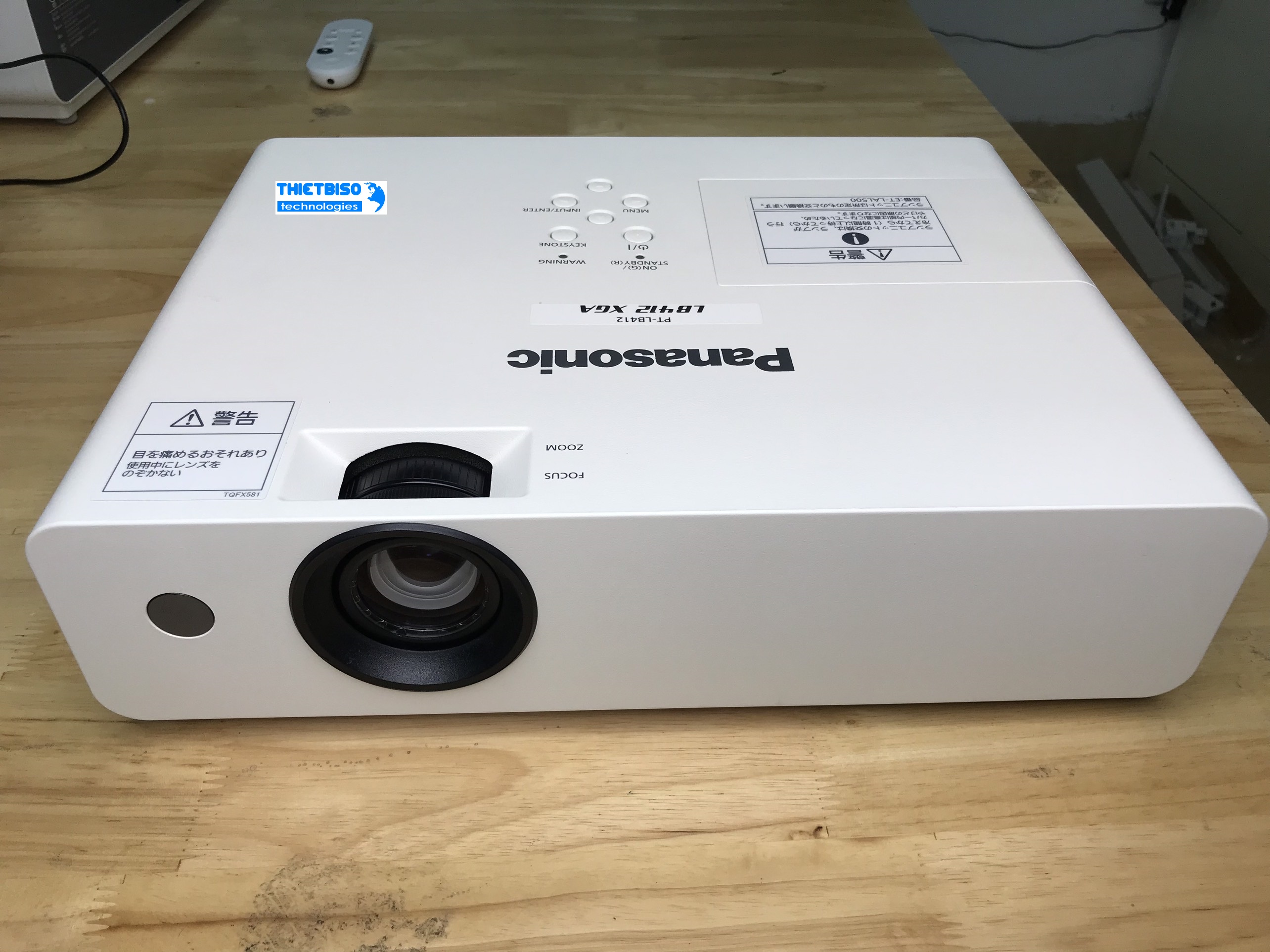 Máy chiếu cũ PANASONIC PT LB-412