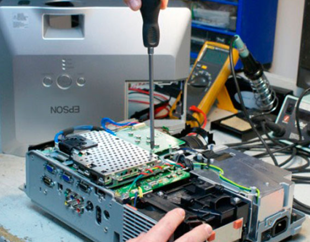 Sửa máy chiếu ở Huế