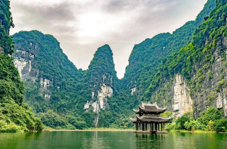 Thuê máy chiếu Ninh Bình