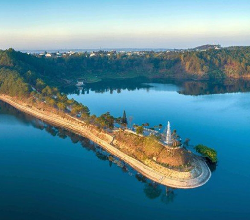 Thuê máy chiếu Pleiku