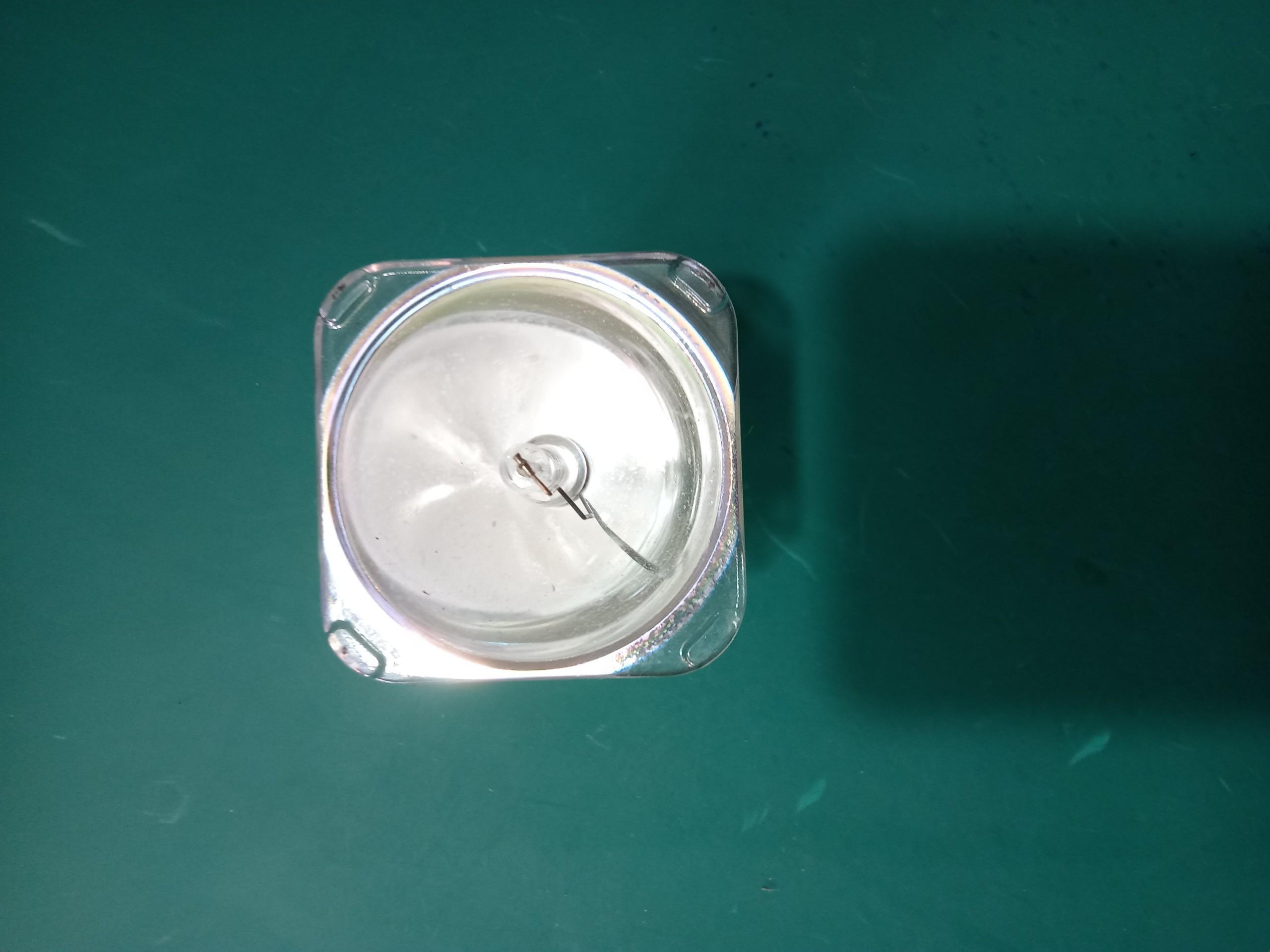 Sửa máy chiếu NEC hư bóng đèn