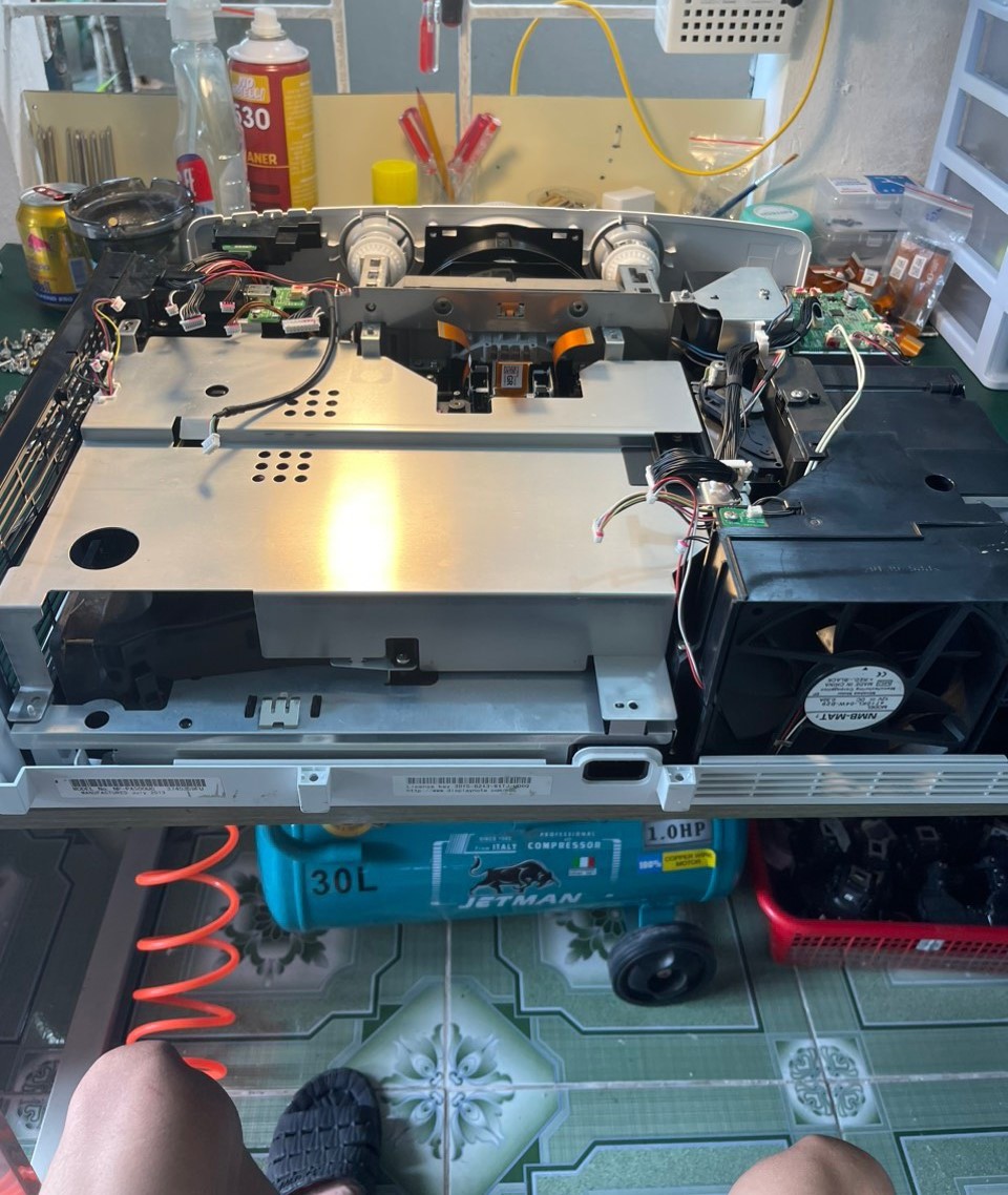 Sửa máy chiếu Sony hư ballast