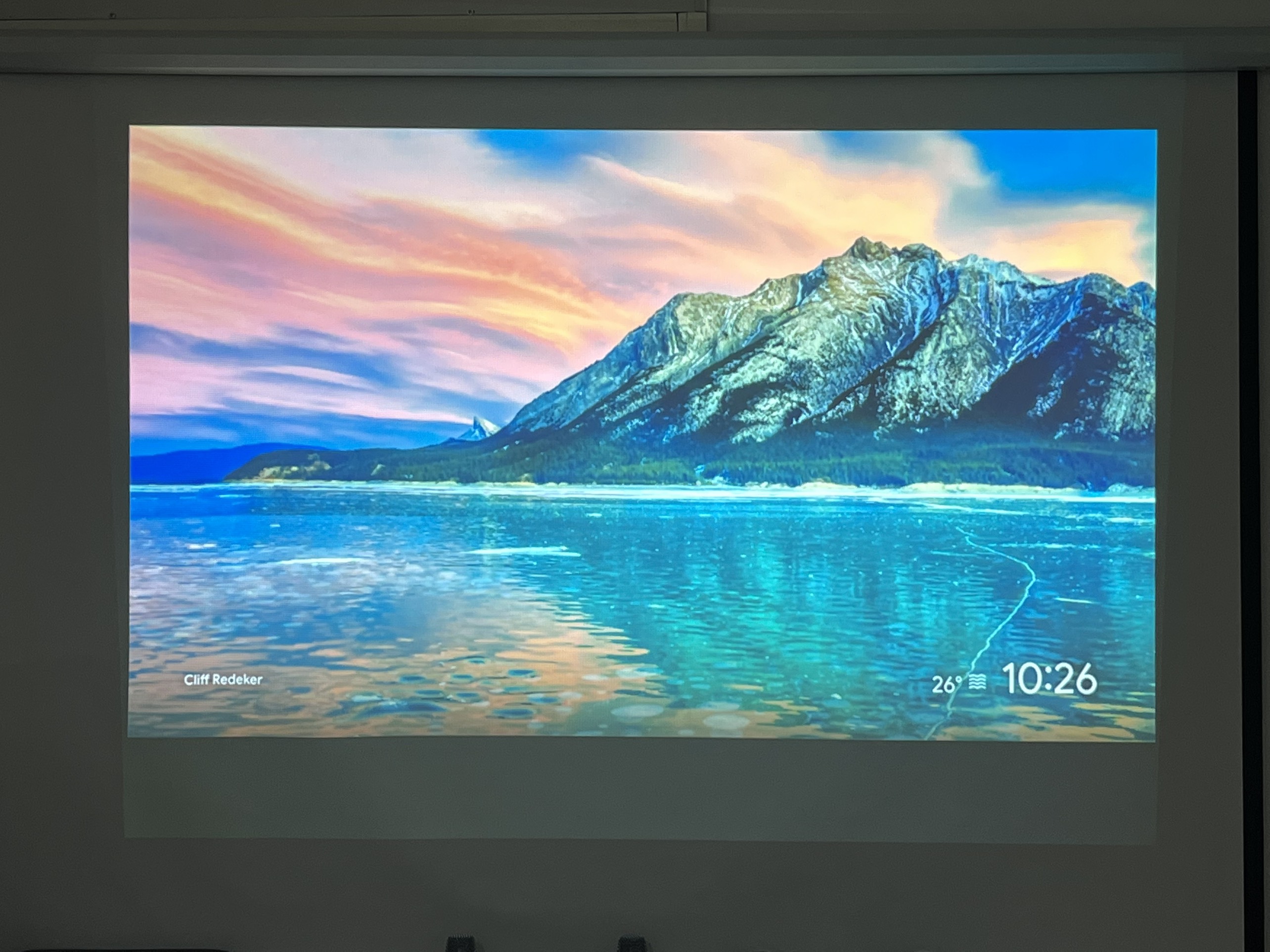 Máy chiếu cũ Panasonic PT-LW373