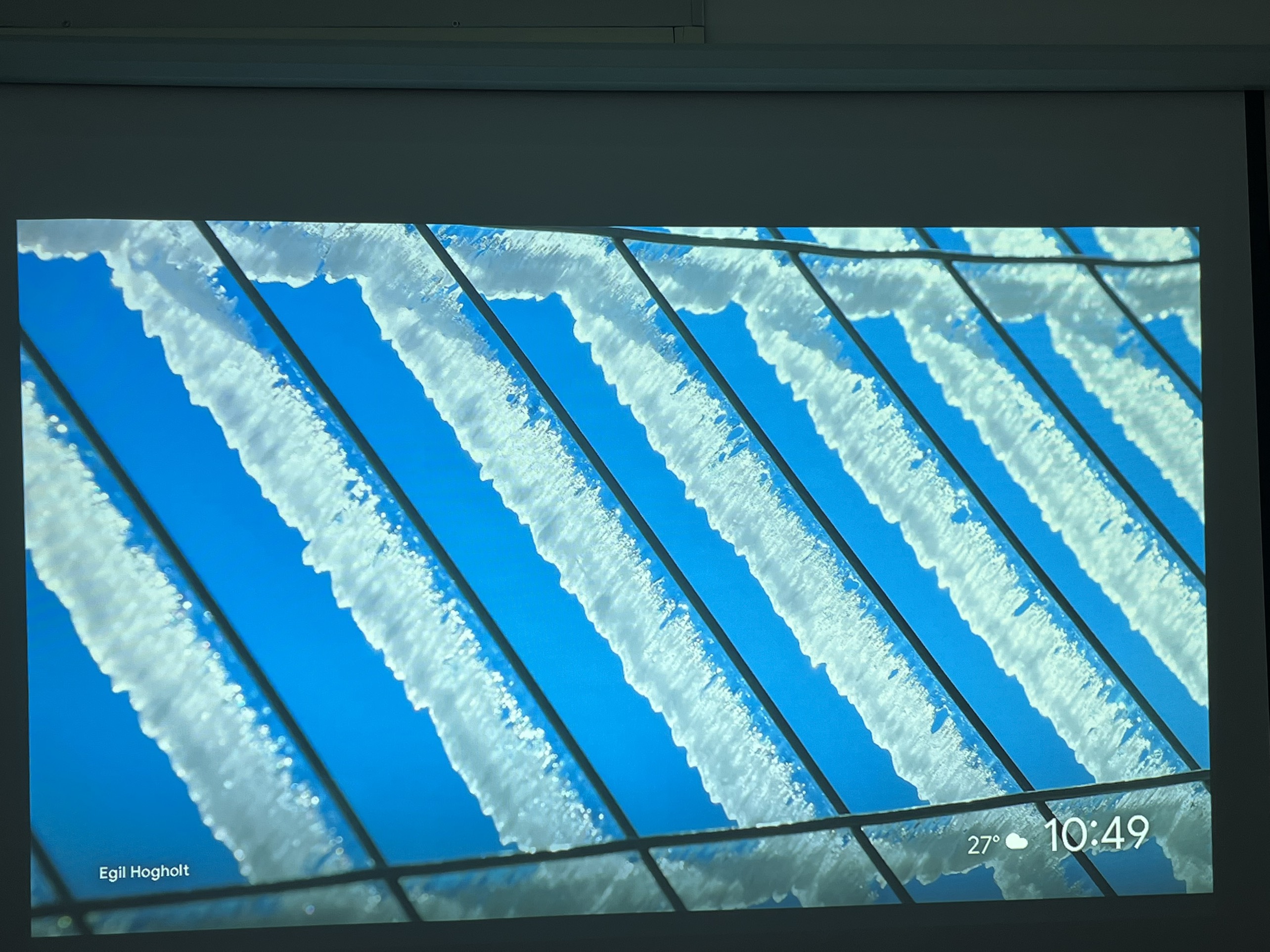 Máy chiếu cũ Panasonic PT-VW545NJ