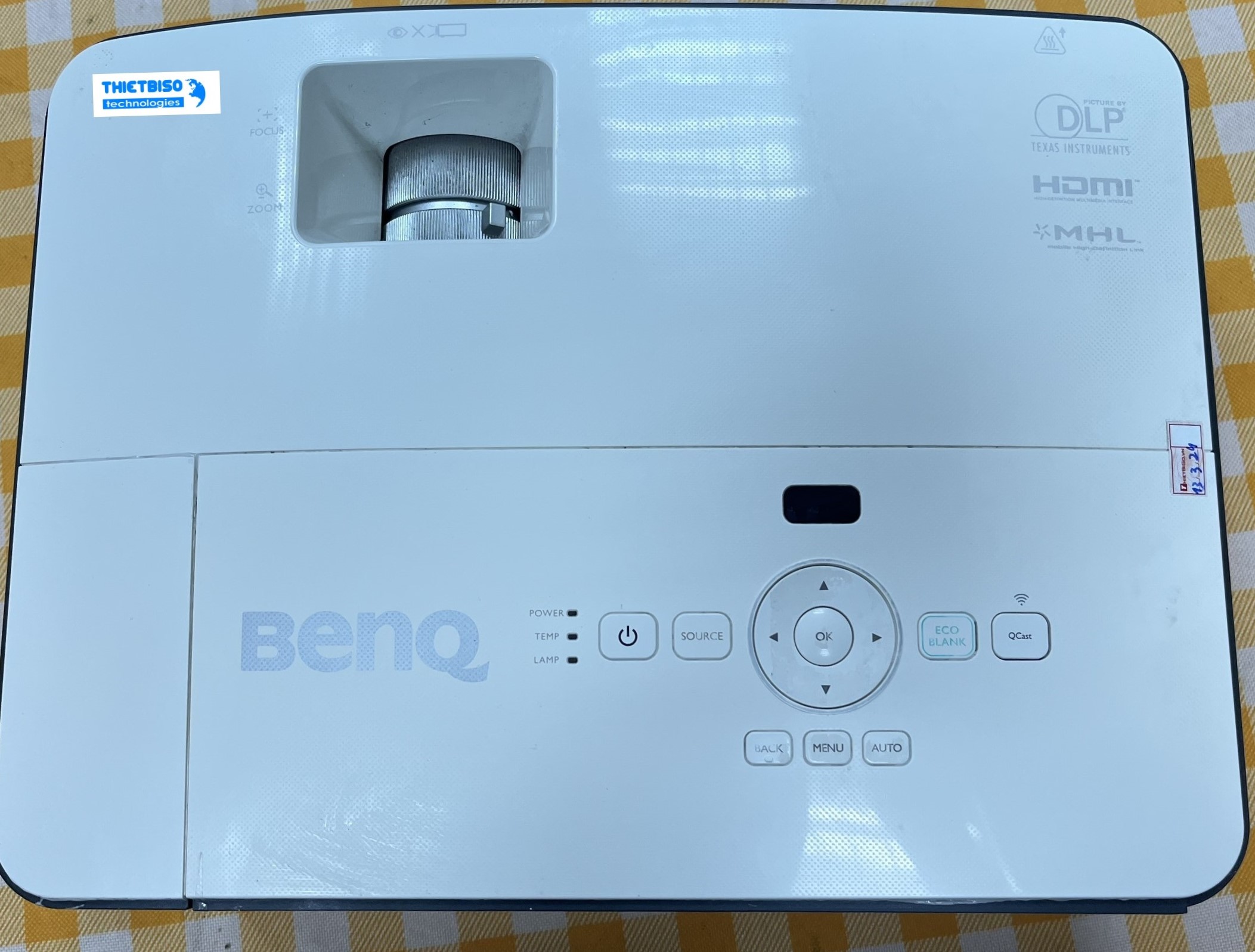 Máy chiếu cũ BenQ MX704