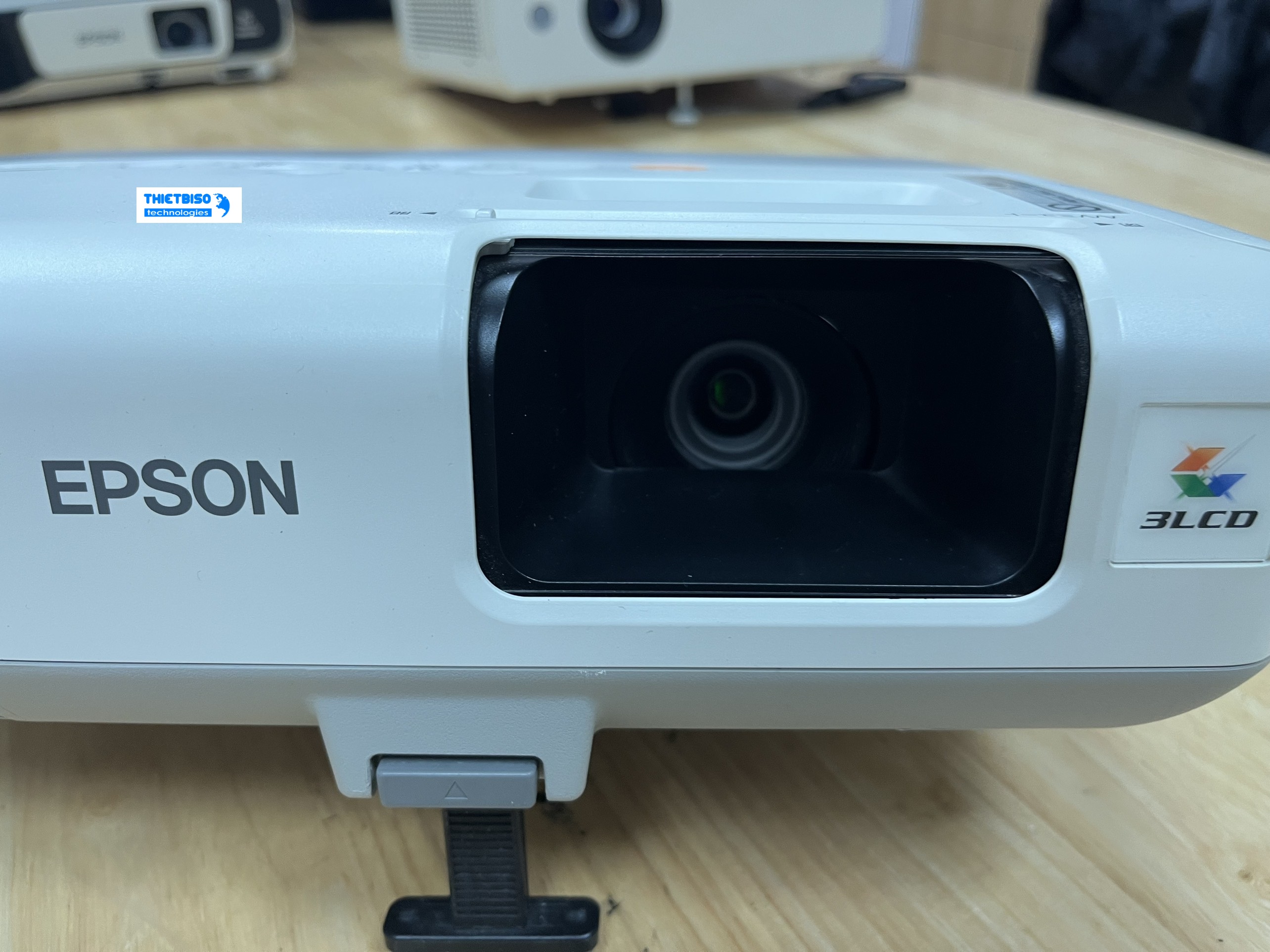 Máy chiếu cũ EPSON EB-900