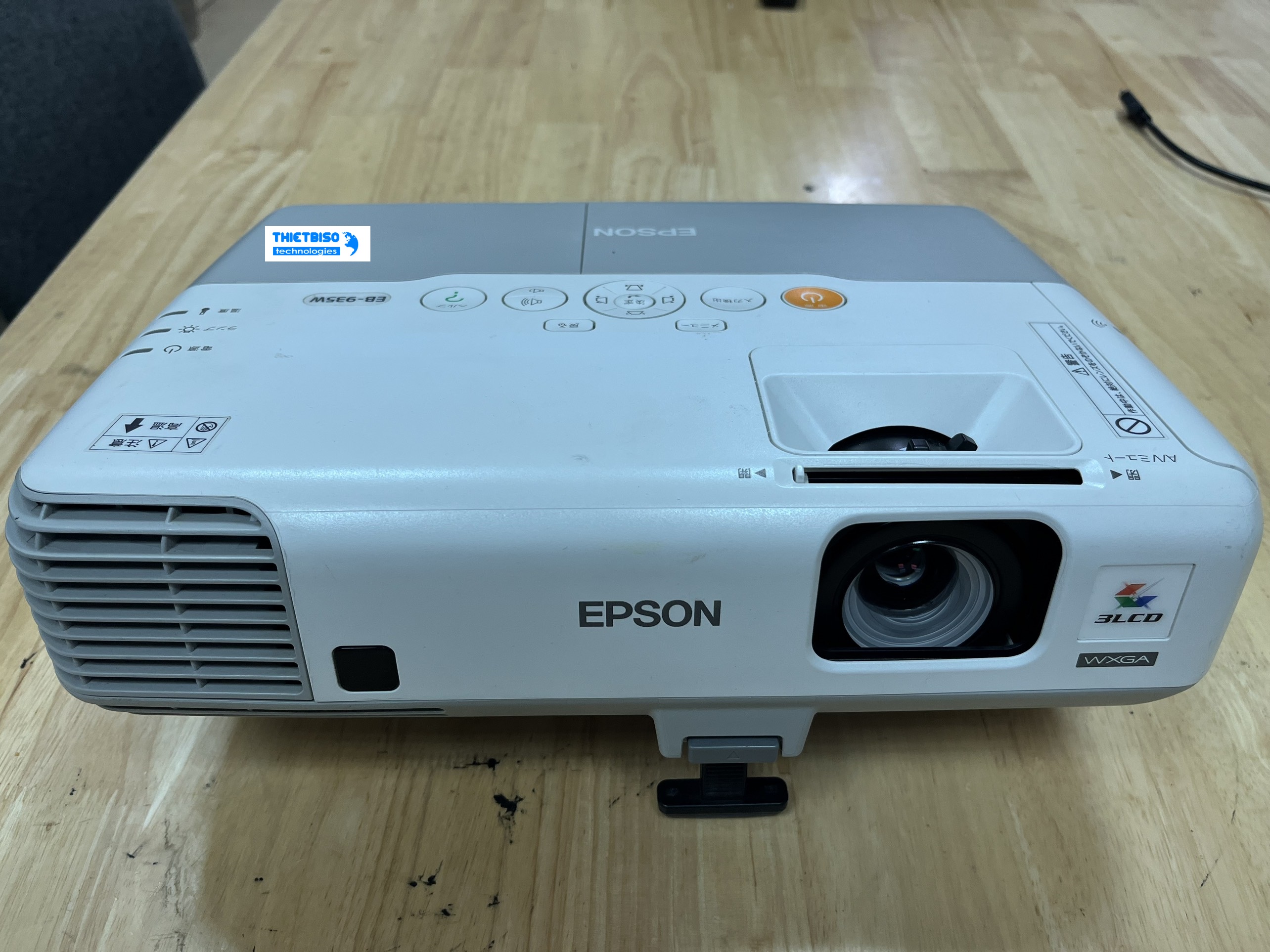 Máy chiếu cũ EPSON EB 935W