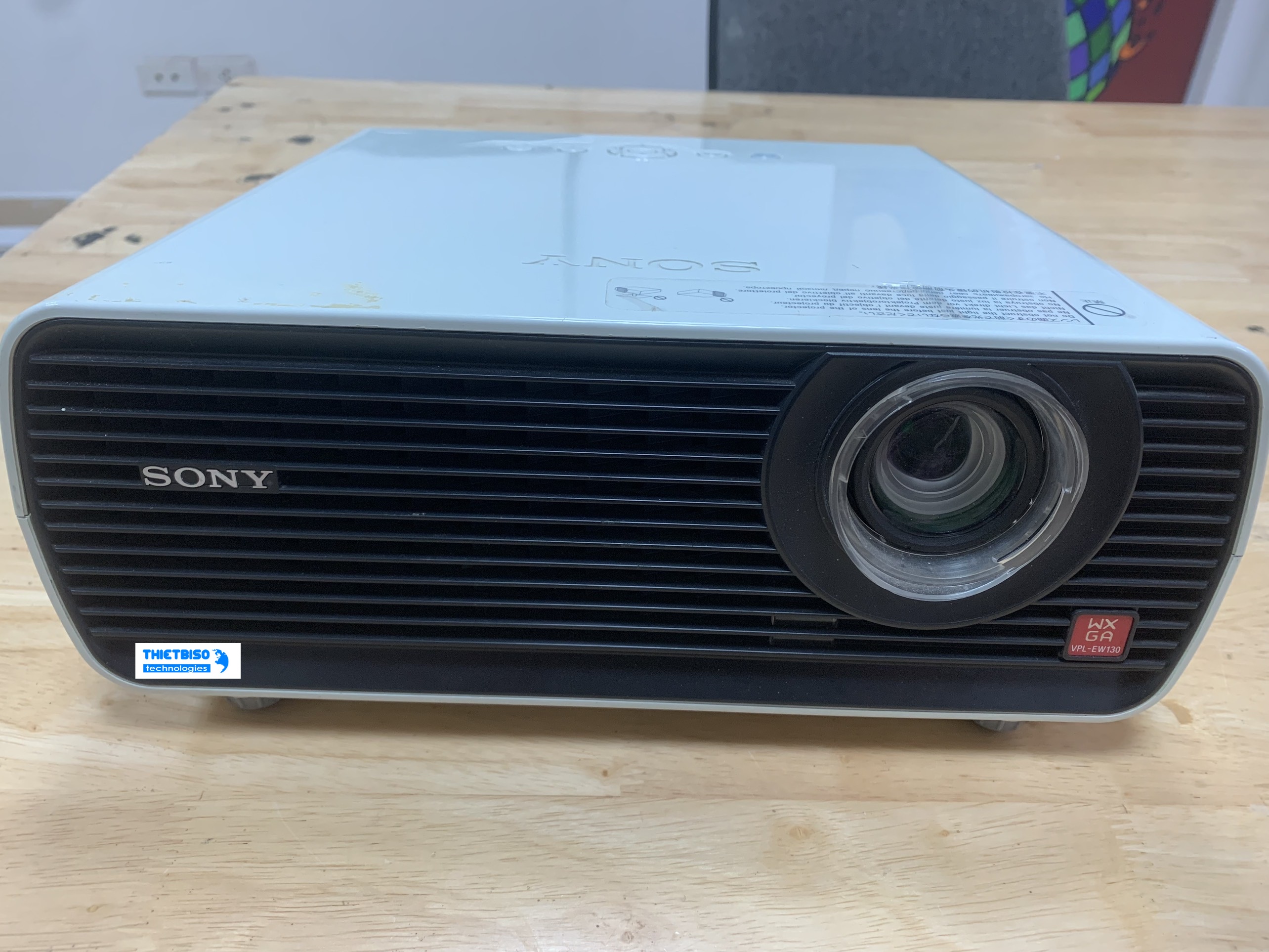 Máy chiếu cũ Sony EW130 giá rẻ