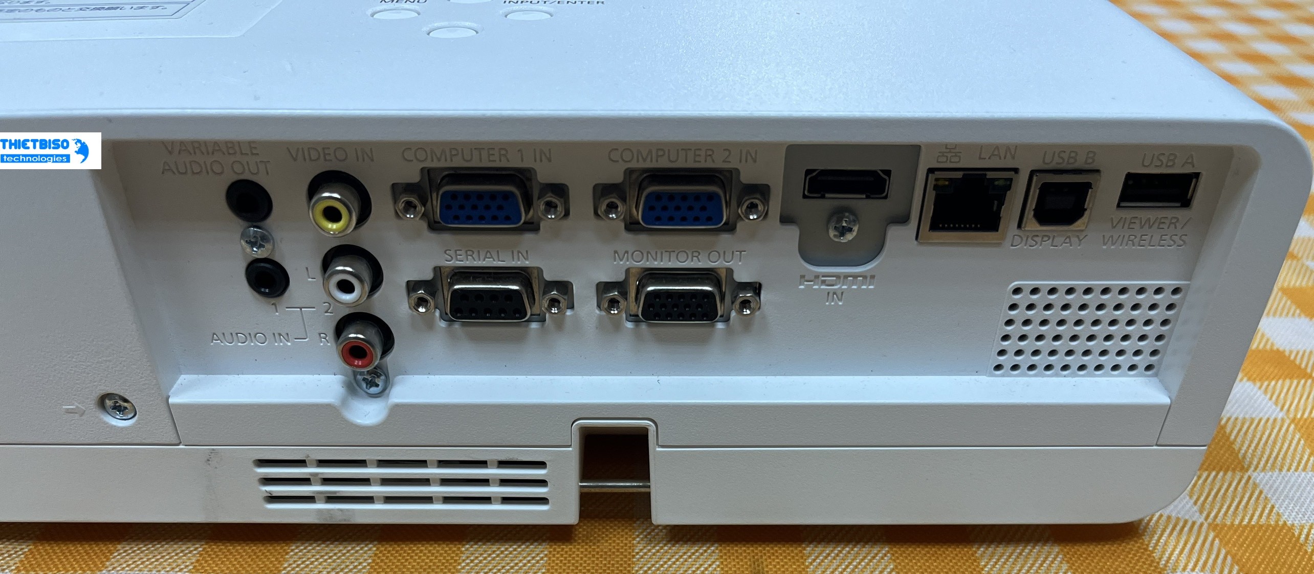 Máy chiếu cũ Panasonic PT-LW373