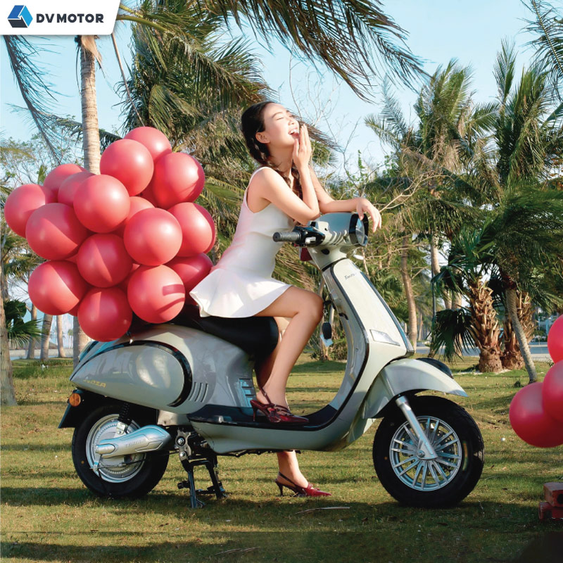 Takashi Noza One có vẻ ngoài đầy đặn, mềm mại và uyển chuyển