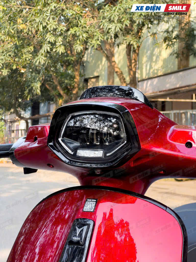 Đèn LED xe máy điện Yaka Lavia GX 2025