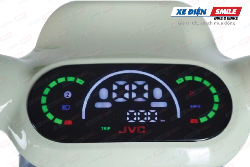 JVC G9 Dior  được trang bị đồng hồ LED NFC hiện đại