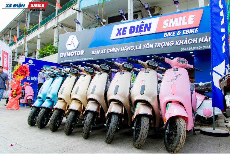 Xe Điện Smile khỏi nguồn từ tiệm xe điện Phượng Hoàng nhỏ