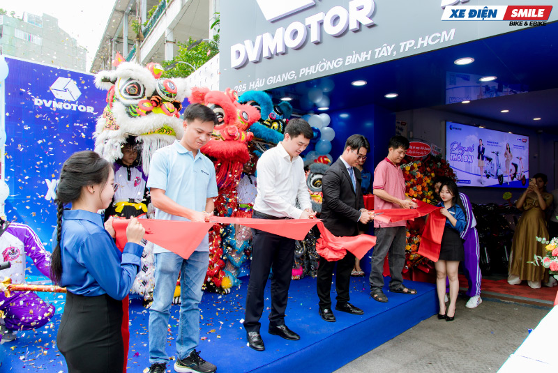 Khai trương chi nhánh Xe Điện Smile - DV Motor: Thúc đẩy hợp tác trong ngành xe điện Việt Nam