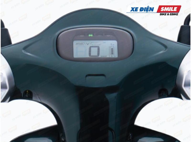 Xe được trang bị Màn hình kỹ thuật số HMI 4.5 inch