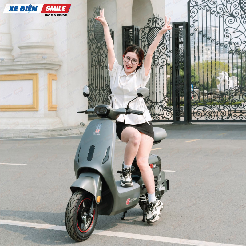 Pháp luật hiện nay chưa quy định độ tuổi tối thiểu cụ thể về xe đạp điện