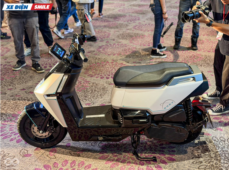 Thông số kỹ thuật ấn tượng trên xe điện SYM PE3