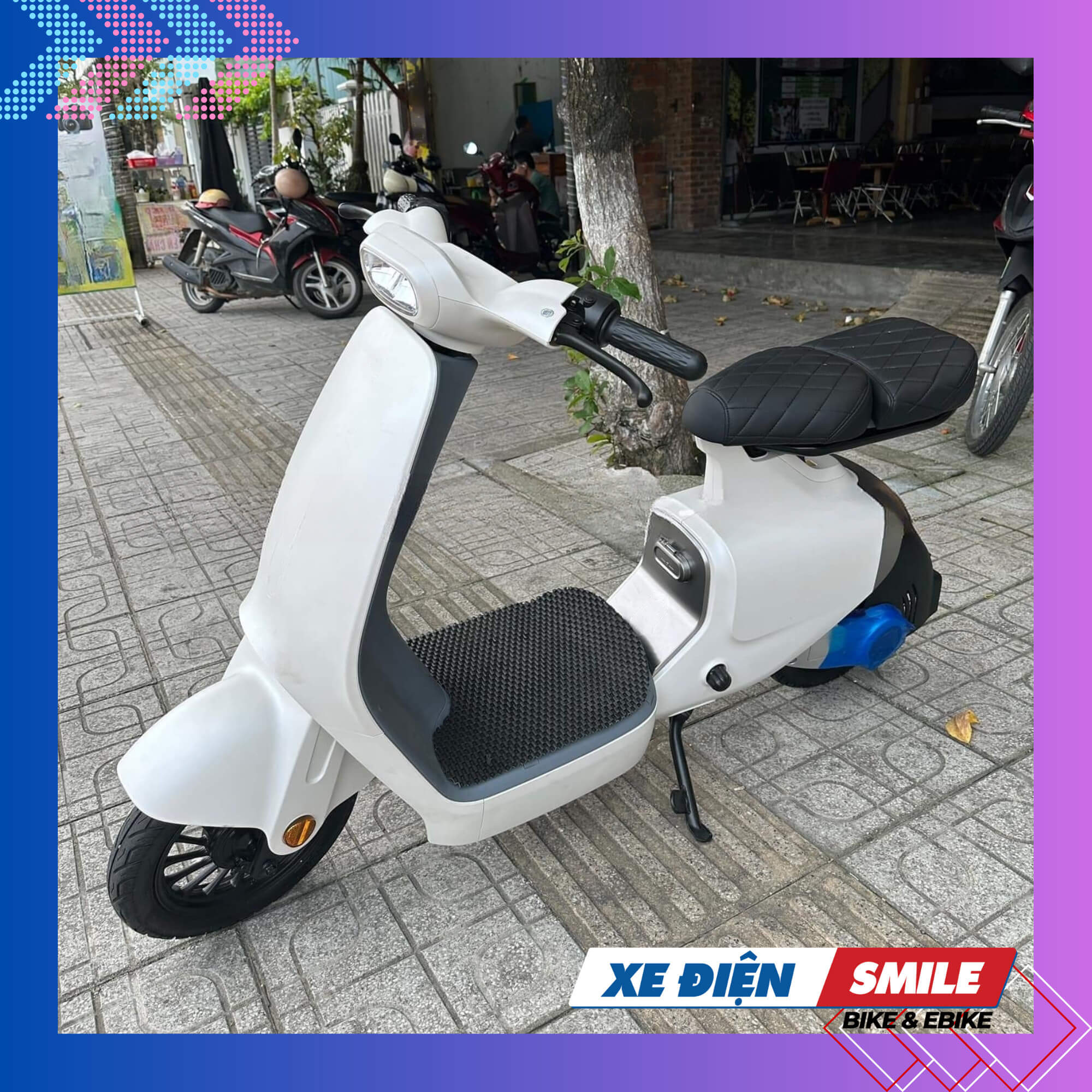 Mẫu trắng đen phù hợp với mọi phong cách