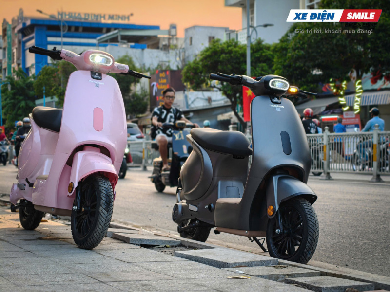 xe điện takashi Mono màu đen đẹp cho học sinh