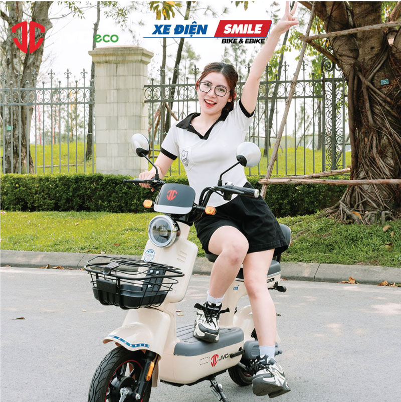 JVC G8 Cute có thiết kế dễ thương cùng công suất 500w