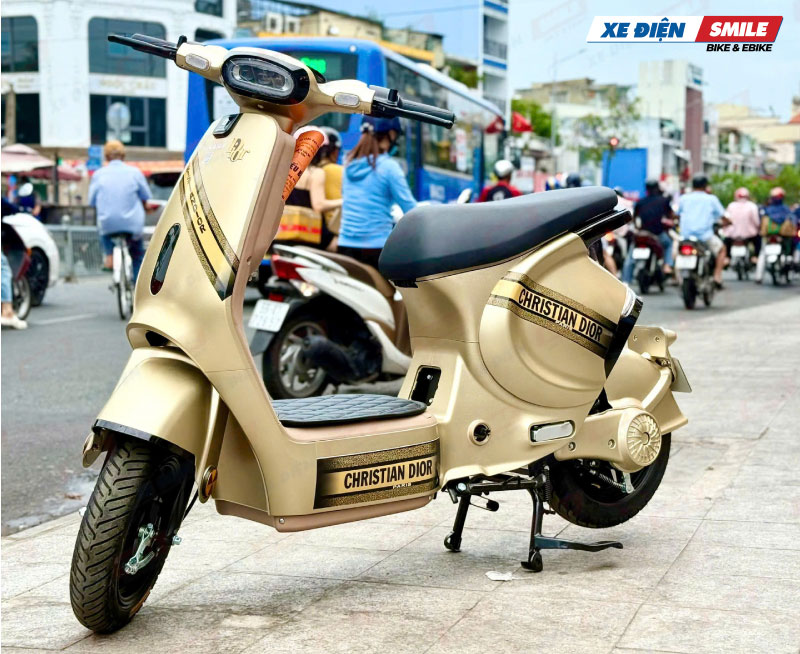 xe máy điện takashi mono