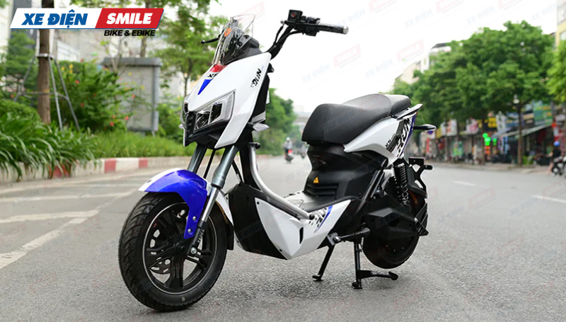 Yadea X5 sử dụng Pin Lithium cao cấp