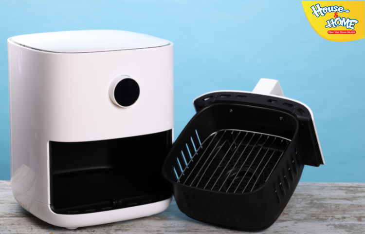 Nồi chiên không dầu mới mua về cần được vệ sinh kĩ