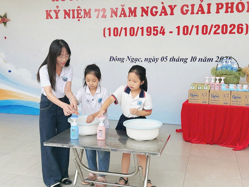 HOUSE&HOME Đồng Hành Cùng Chương Trình “Bé Khỏe - Bé Ngoan” Tại Trường Tiểu Học Đông Ngạc