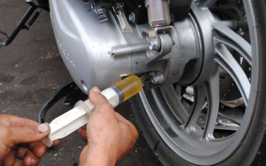 dầu láp xe ga giá bao nhiêu