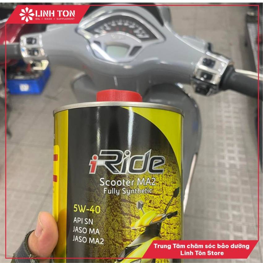 thay nhớt xe vespa