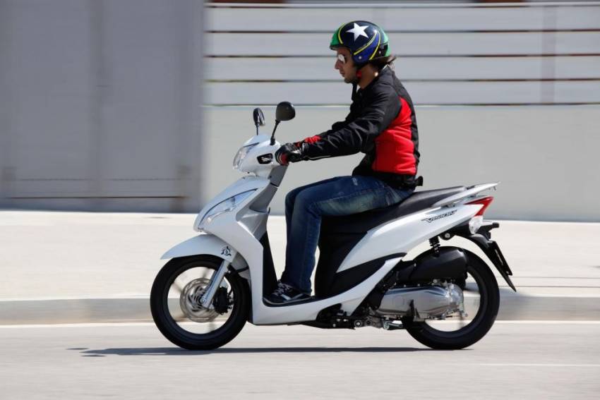 xe vision có nước làm mát không