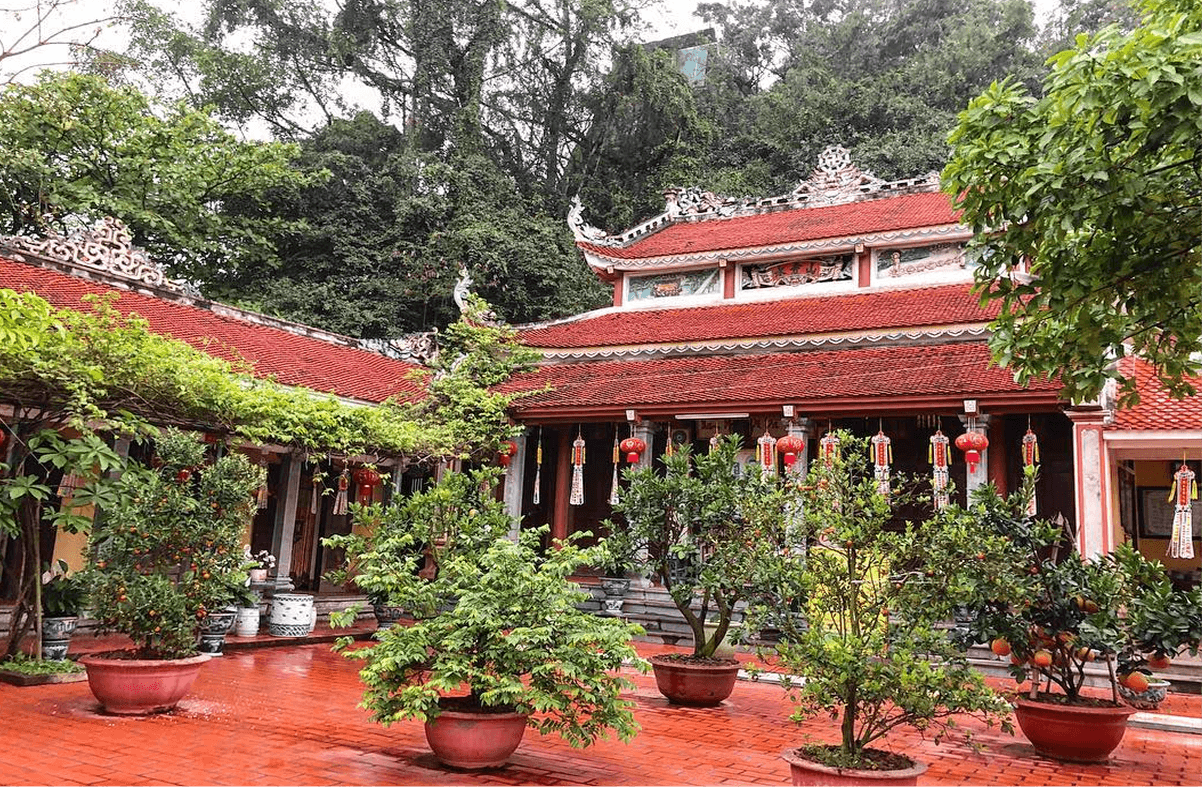 Dạo Một Vòng Khám Phá Kiến Trúc Chùa Non Nước Ninh Bình Cổ Kính