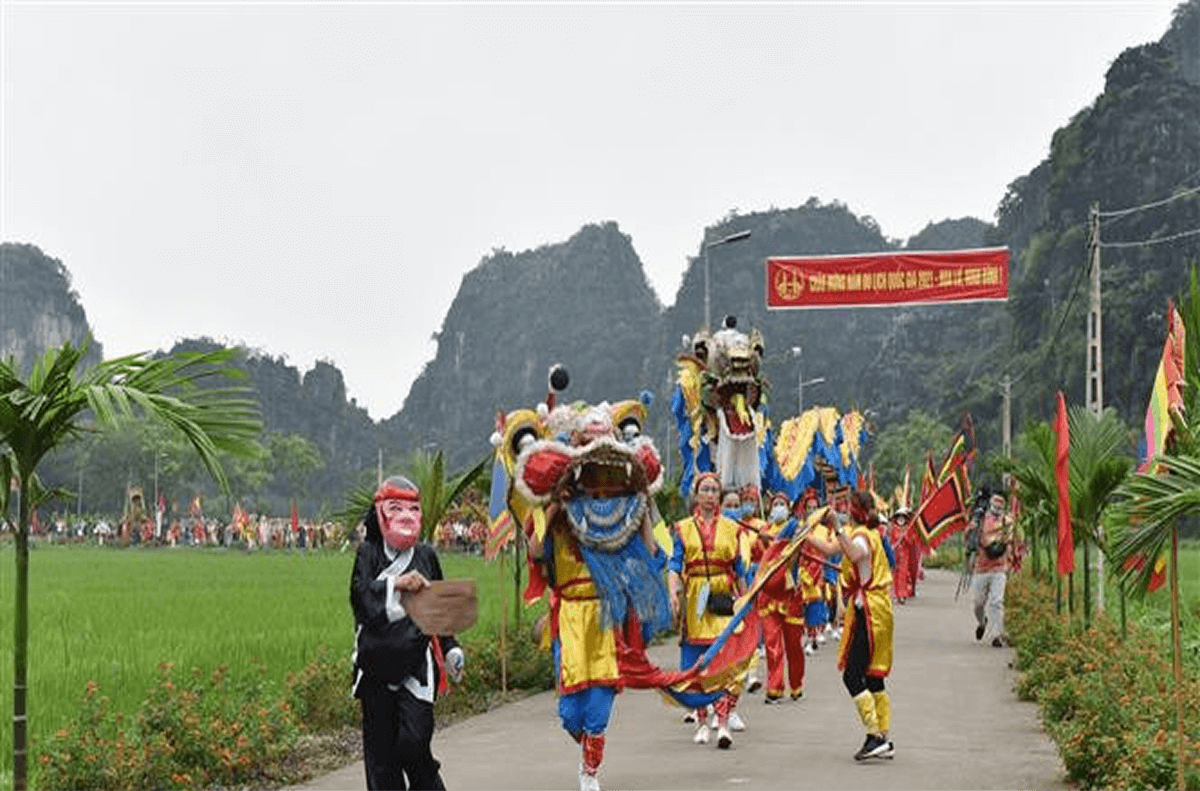 Nguồn gốc ra đời của lễ hội Đền Thái Vi