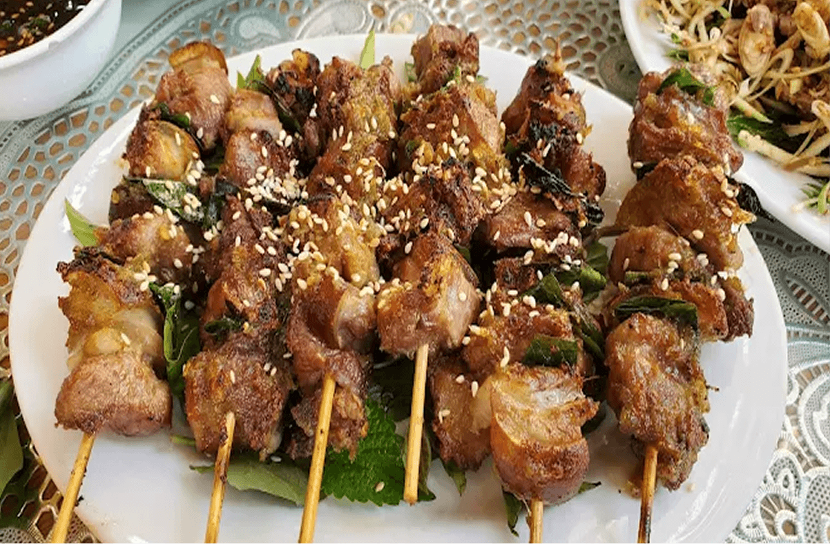 Nhà hàng Ba Cửa