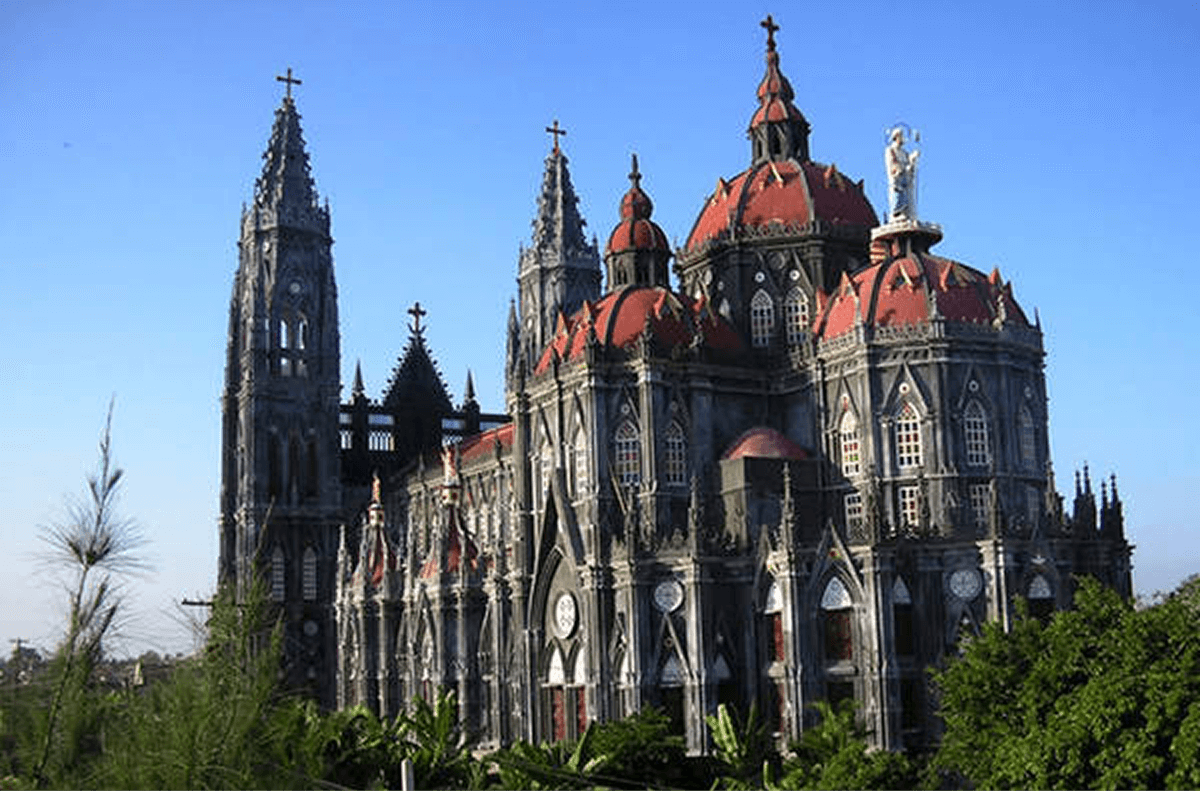 Trải nghiệm chụp ảnh, check-in ấn tượng tại khuôn viên nhà thờ Hưng Nghĩa