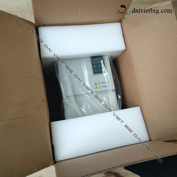 Biến tần bơm năng lượng mặt trời Delixi 30KW - 3 Pha