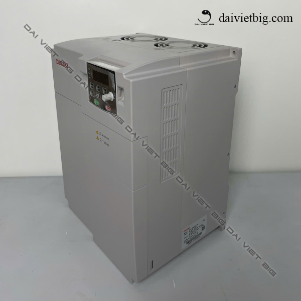 Biến tần bơm nước năng lượng mặt trời Delixi 22KW - 3 Pha