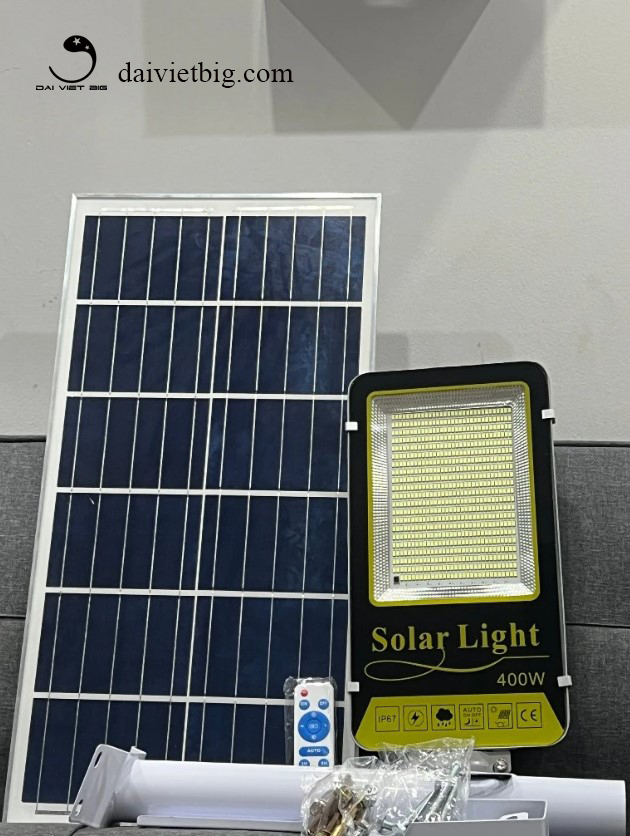 Đèn đường năng lượng mặt trời NT-SS400 Công suất 400w Bảo hành 24 tháng