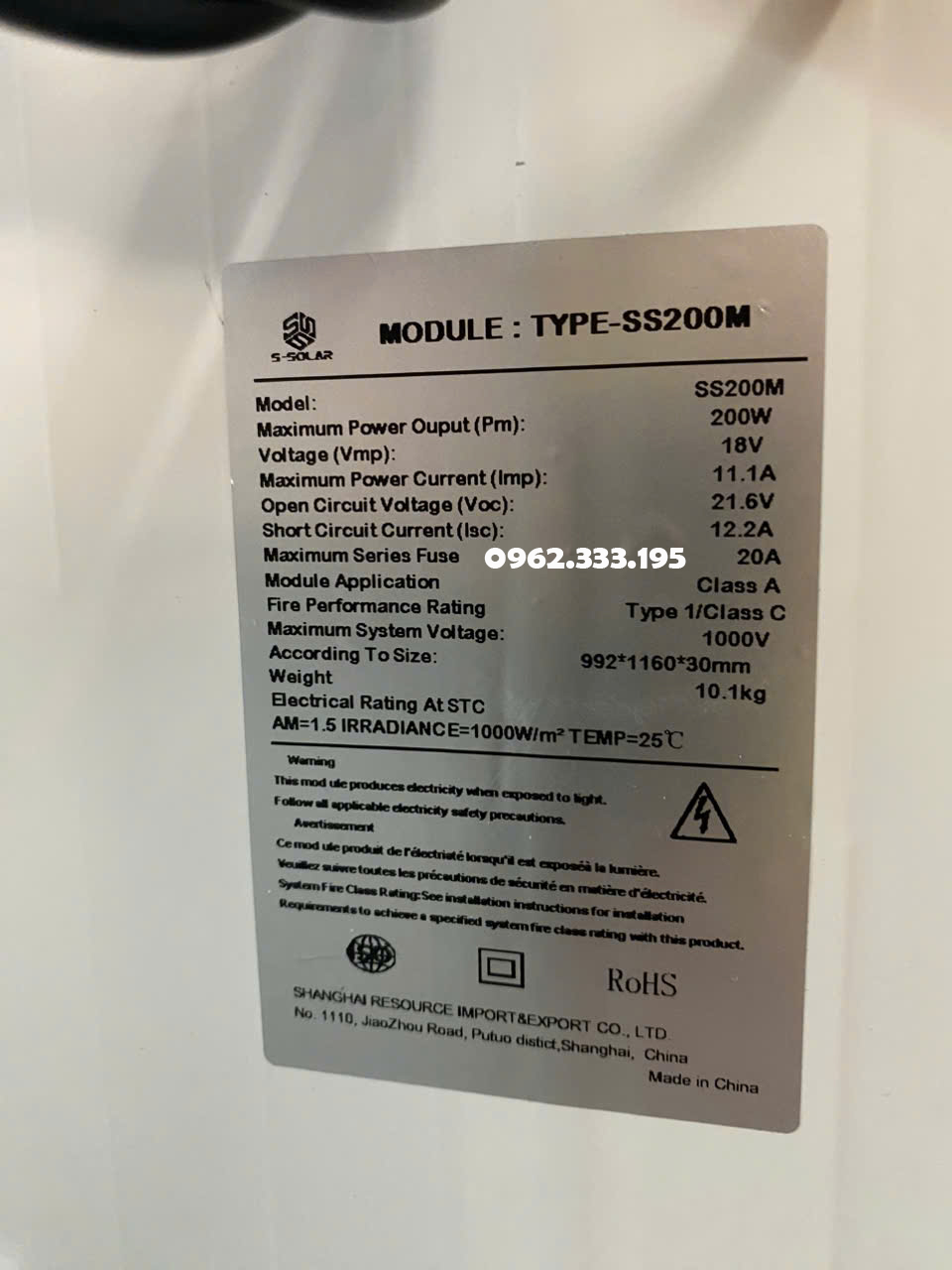 Tấm pin năng lượng mặt trời 200W