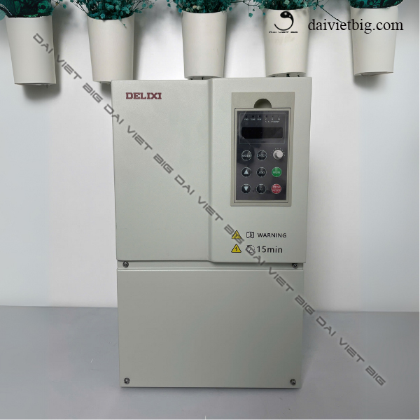Biến tần bơm năng lượng mặt trời Delixi 37KW - 3 Pha