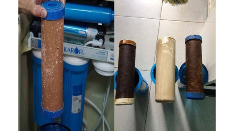 Mở cốc lọc để lấy lõi đã cũ ra