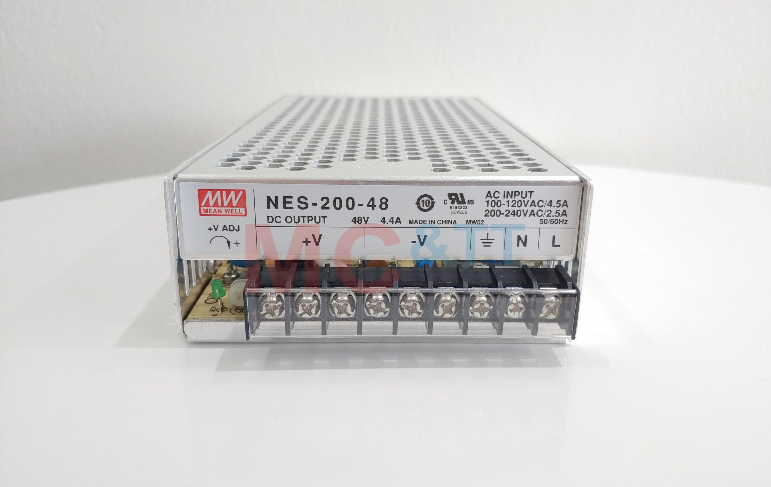 Bộ đổi nguồn tổ ong 220VAC sang 48VDC 4.4A Mean Well NES-200-48