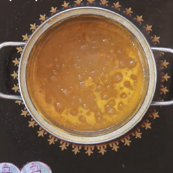 Cần nấu hỗn hợp lửa nhỏ để mứt dưa lưới ngon hơn