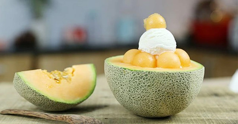 Bingsu dưa lưới mát lạnh không thể bỏ qua trong ngày nắng nóng