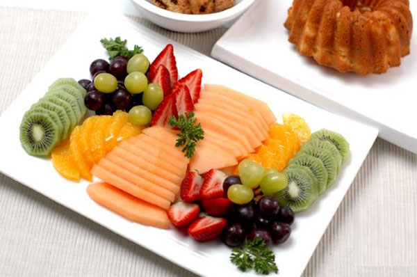 Cách trang trí dưa lưới đẹp mẫu 8